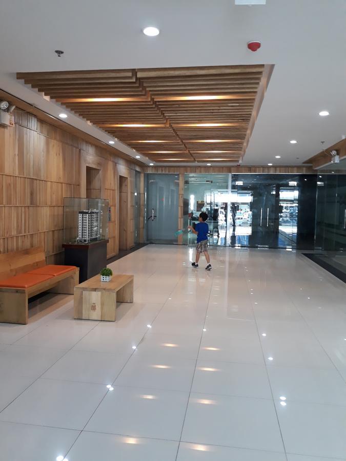 Yulz 516 At Cityscape Bacolod Eksteriør bilde