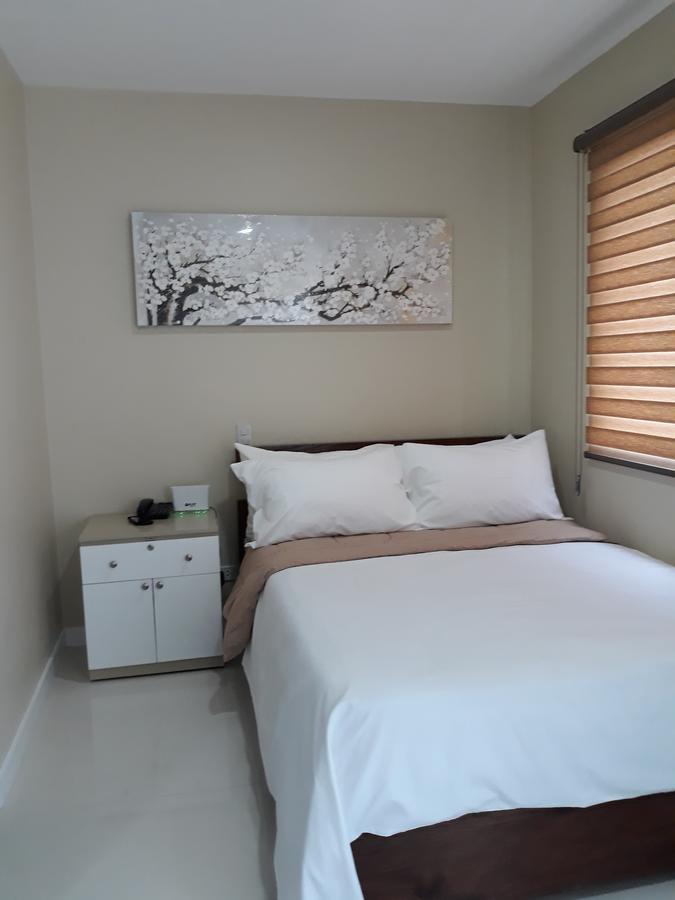 Yulz 516 At Cityscape Bacolod Eksteriør bilde